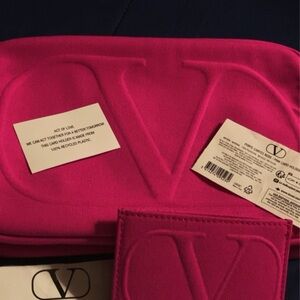 2pc VALENTINO Garavani Beauty Travel Pouch & Cardholder In Fuchsia Pink. (2) !!